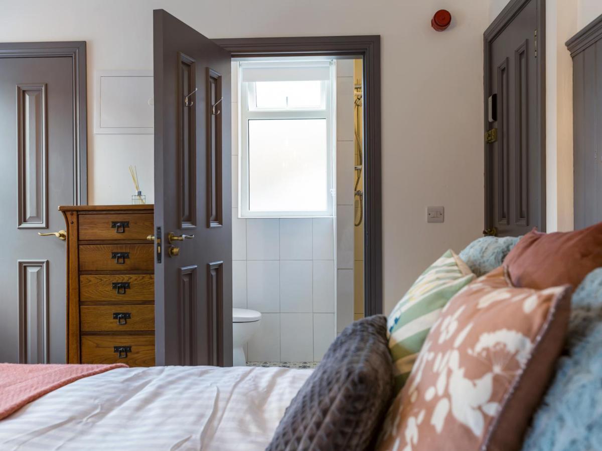 Macs Townhouse Dungarvan Dungarvan  Luaran gambar